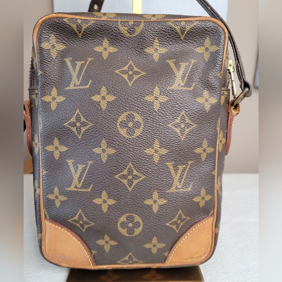 Louis Vuitton Brown Amazon PM Monogram Womens Crossbody Bag - Picture 3 of 16